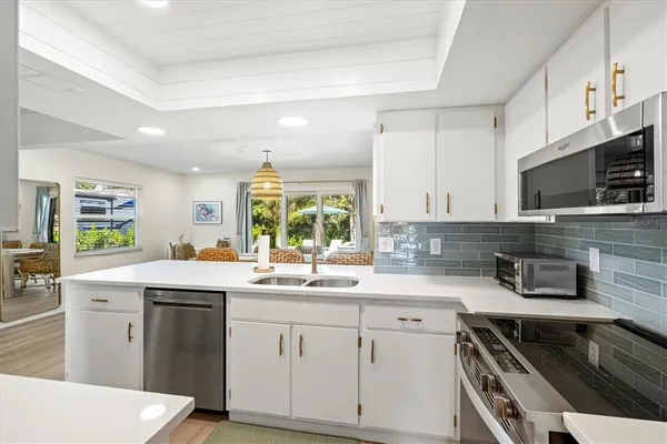 $12,000 | 2641 Hyde Park Street, Sarasota, FL 34239