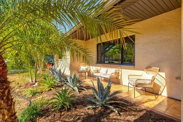 $12,000 | 2641 Hyde Park Street, Sarasota, FL 34239