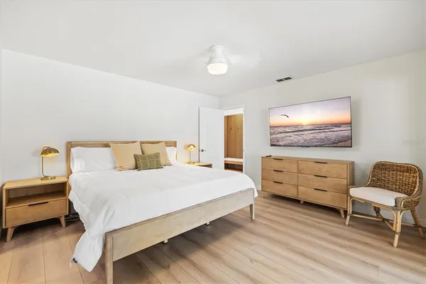 $12,000 | 2641 Hyde Park Street, Sarasota, FL 34239