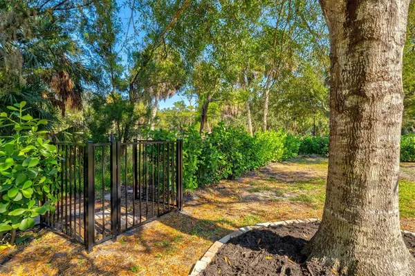 $12,000 | 2641 Hyde Park Street, Sarasota, FL 34239