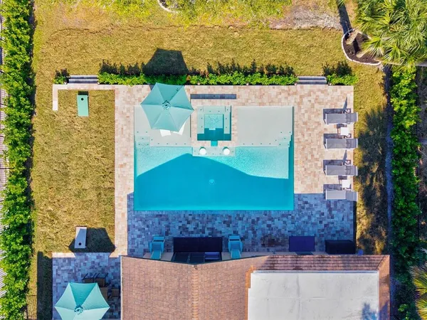 $12,000 | 2641 Hyde Park Street, Sarasota, FL 34239