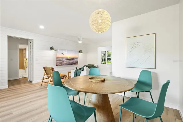 $12,000 | 2641 Hyde Park Street, Sarasota, FL 34239