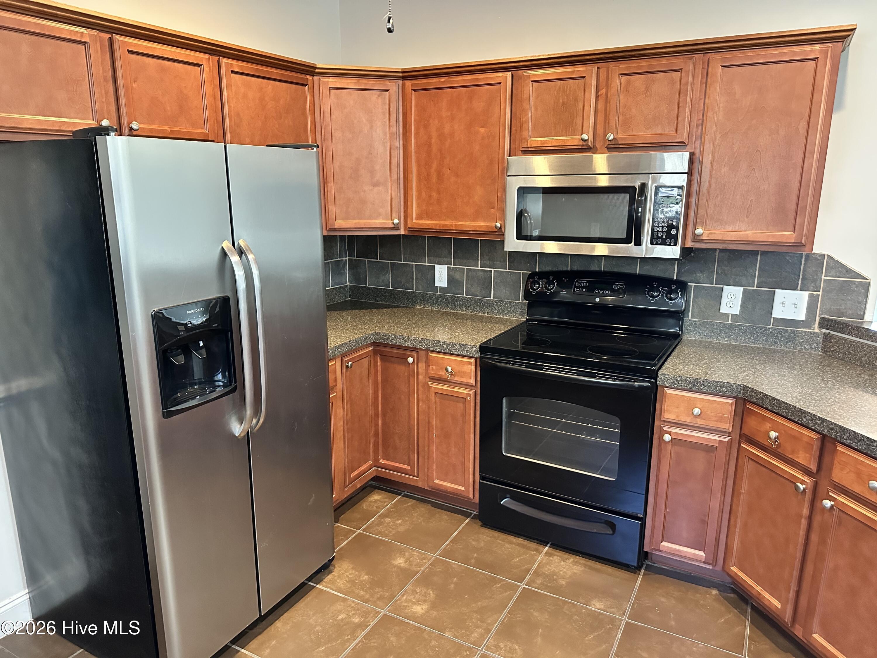 103 Meadowview Road Jacksonville, NC 28540 - Photo 9 of 34 11