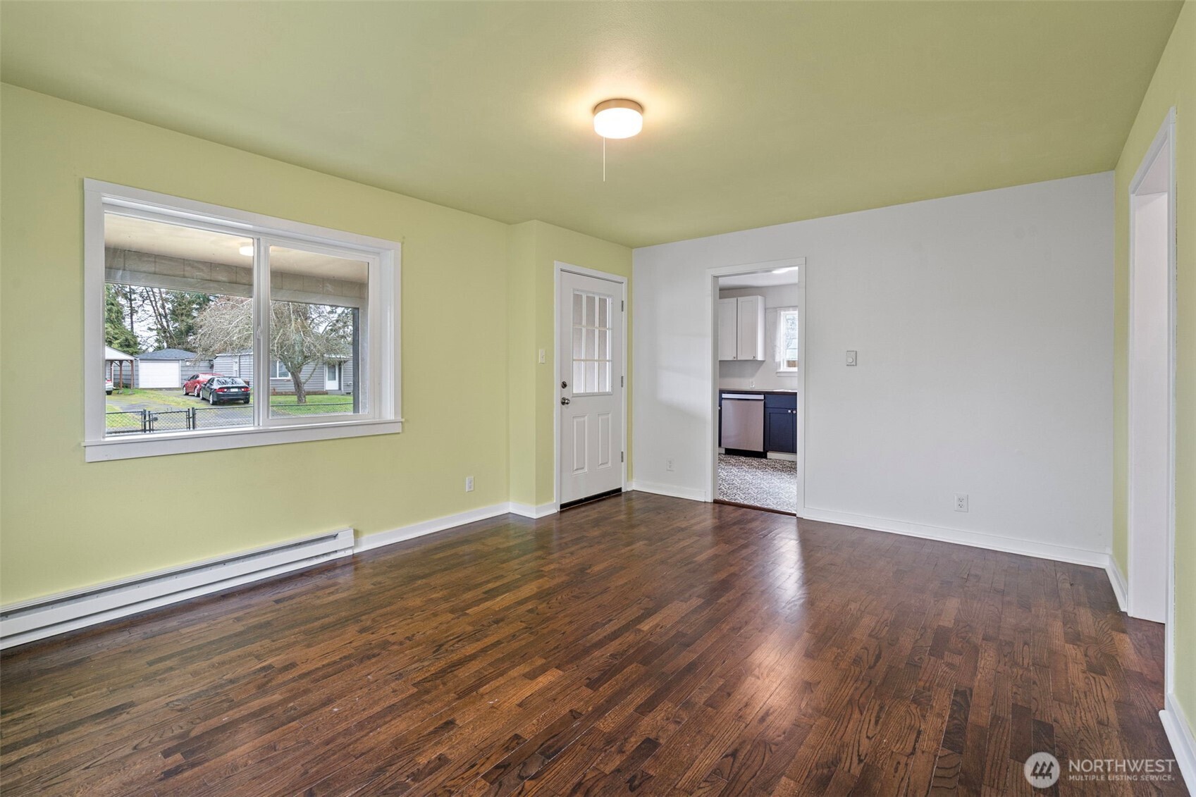 1019 South Rochester Street Tacoma, WA 98465 - Photo 6 of 24