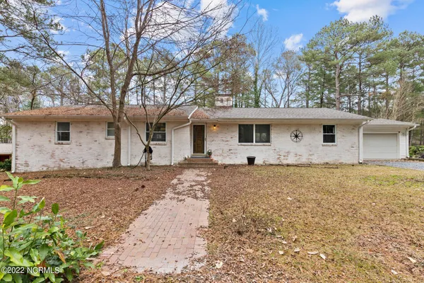$1,600 | 190 Valhalla Road, Southern Pines, NC 28387