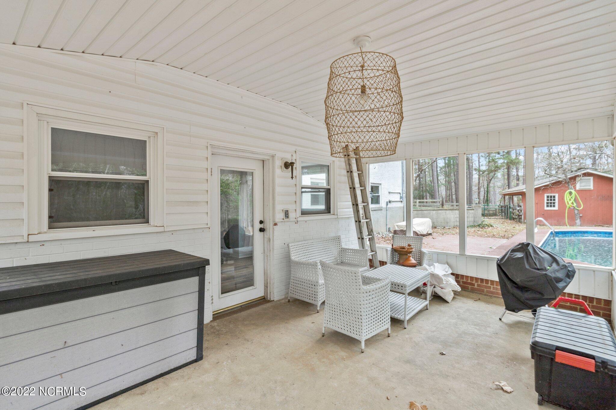 190 Valhalla Road Southern Pines, NC 28387 - Photo 6 of 26 190 Valhalla rental 7