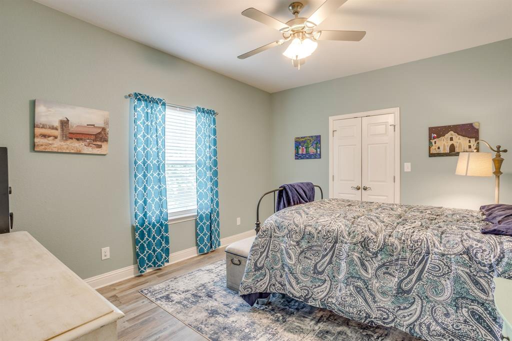 739 County Road 3696 Springtown, TX 76082 - Photo 25 of 39