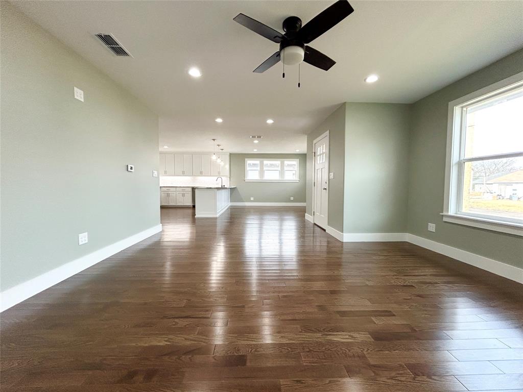 102 Colorado Street Sulphur Springs, TX 75482 - Photo 3 of 25 Hardwood flooring