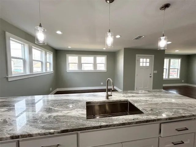 $1,800 | 102 Colorado Street, Sulphur Springs, TX 75482