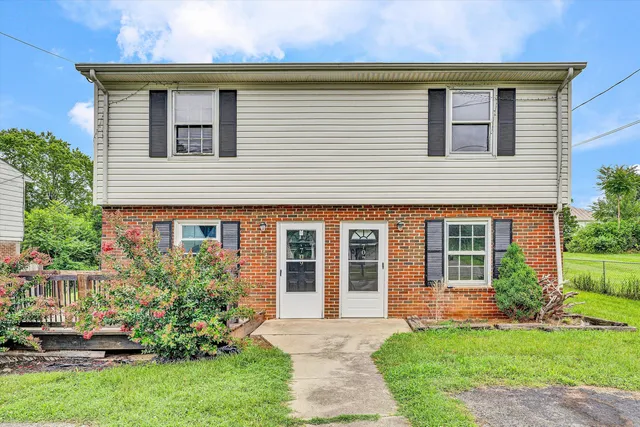$209,950 | 707 Bibb Street Northeast, Roanoke, VA 24012