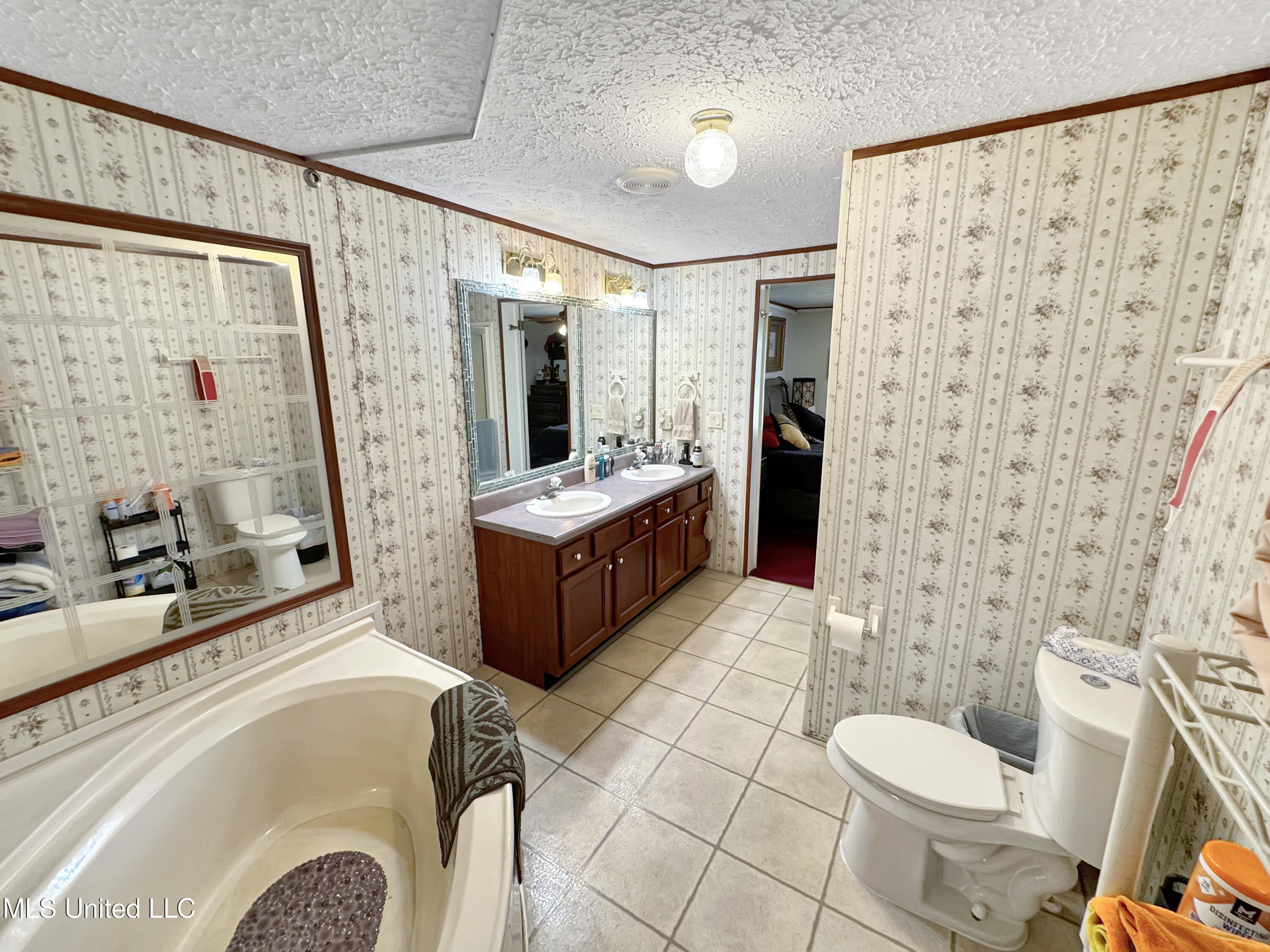 21620 McDowell Road Saucier, MS 39574 - Photo 17 of 25 bath 1