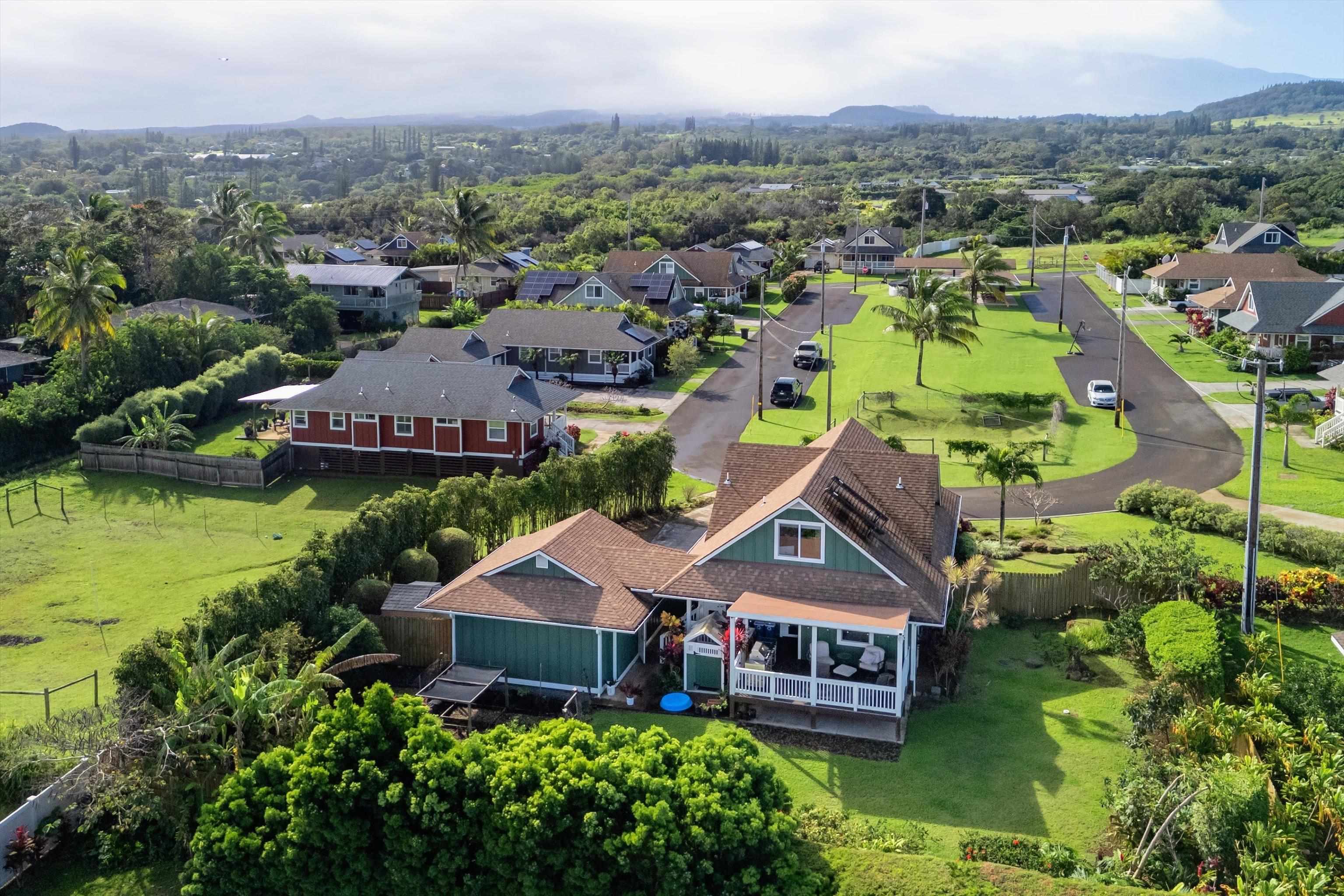 51 Kanoenoe Loop, Unit 19 Haiku, HI 96708 - Photo 39 of 50