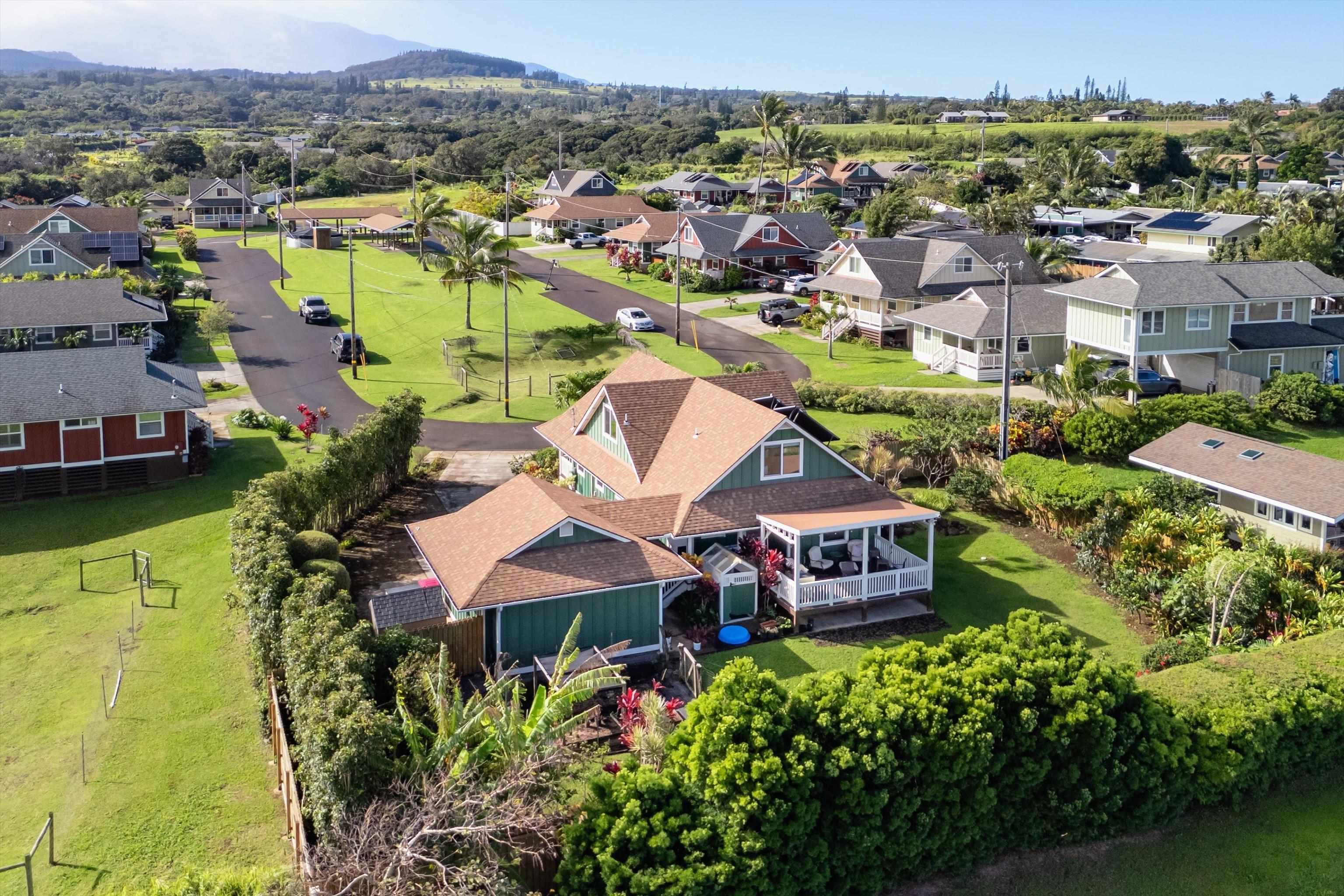 51 Kanoenoe Loop, Unit 19 Haiku, HI 96708 - Photo 40 of 50