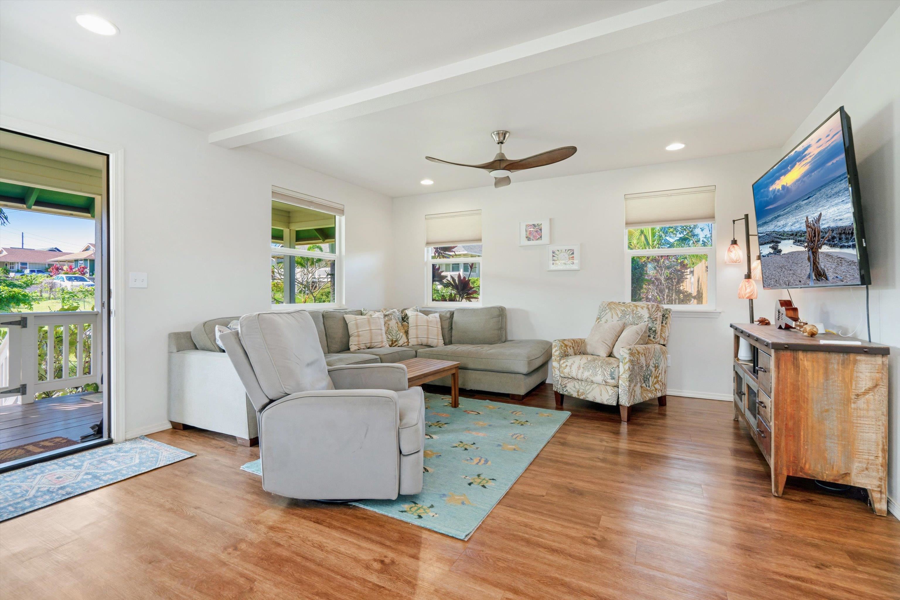 51 Kanoenoe Loop, Unit 19 Haiku, HI 96708 - Photo 4 of 50