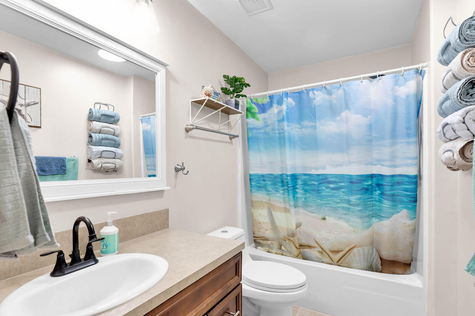 802 Madrid Road Key Largo, FL 33037 - Photo 14 of 33 virtual-tour-363807-12
