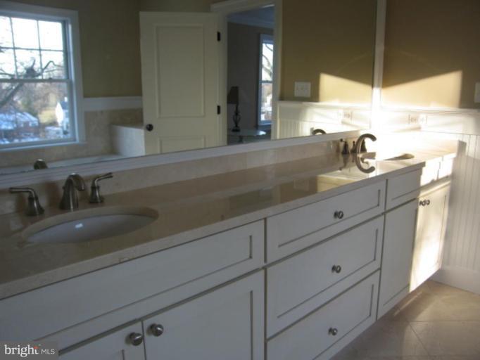 8922 Courts Way Silver Spring, MD 20910 - Photo 7 of 9 Master Bath