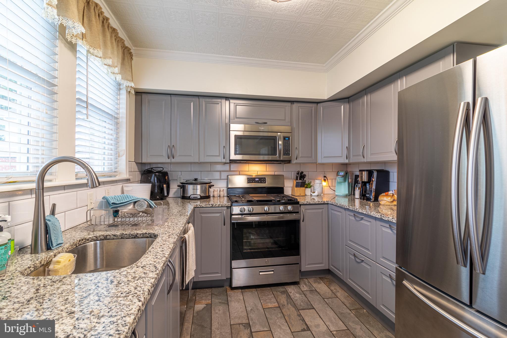 7409 Dungan Road Philadelphia, PA 19111 - Photo 8 of 18 Gallery Image 8