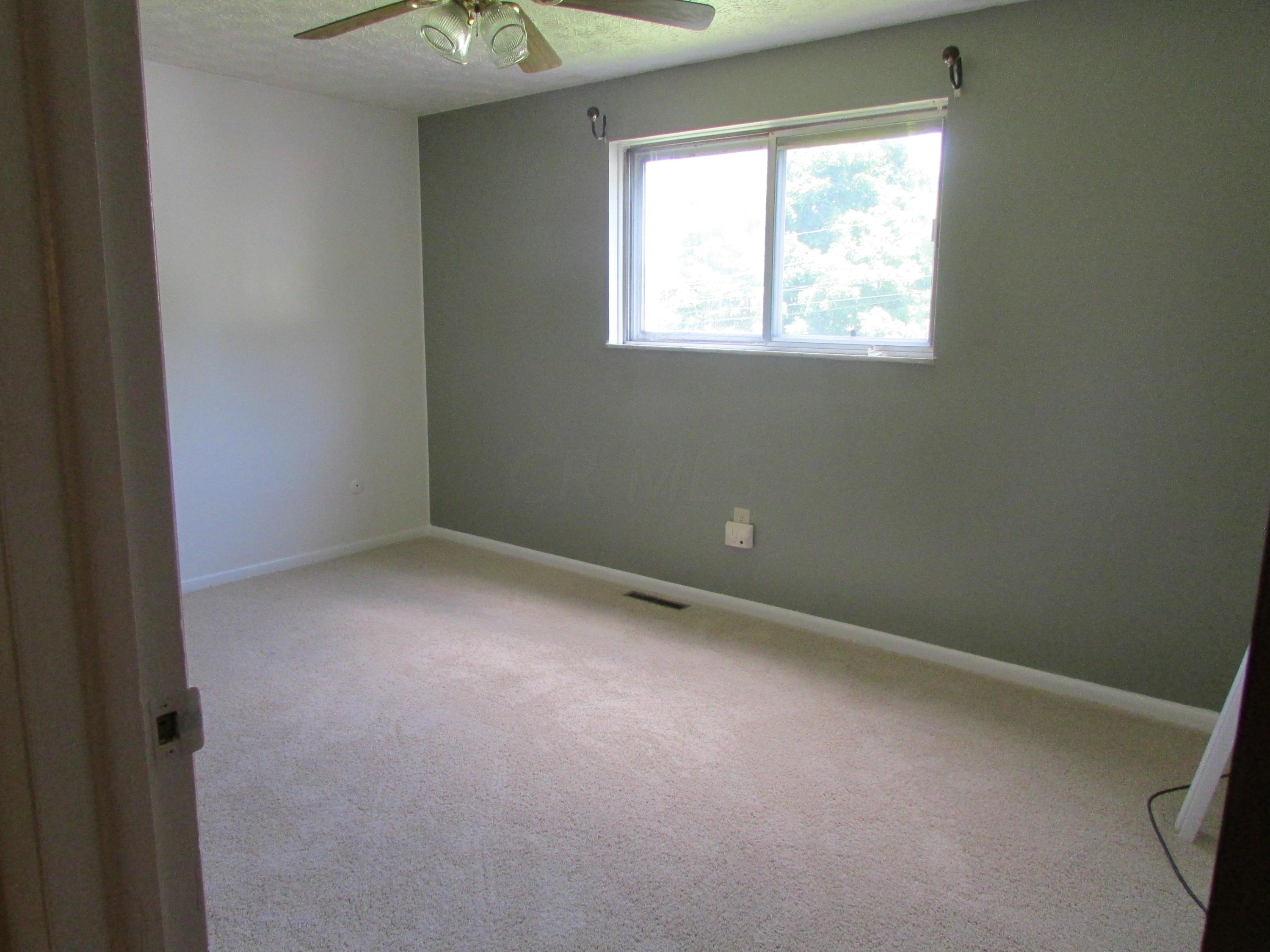 3424 Arnsby Road Columbus, OH 43232 - Photo 9 of 13 Gallery Image 9