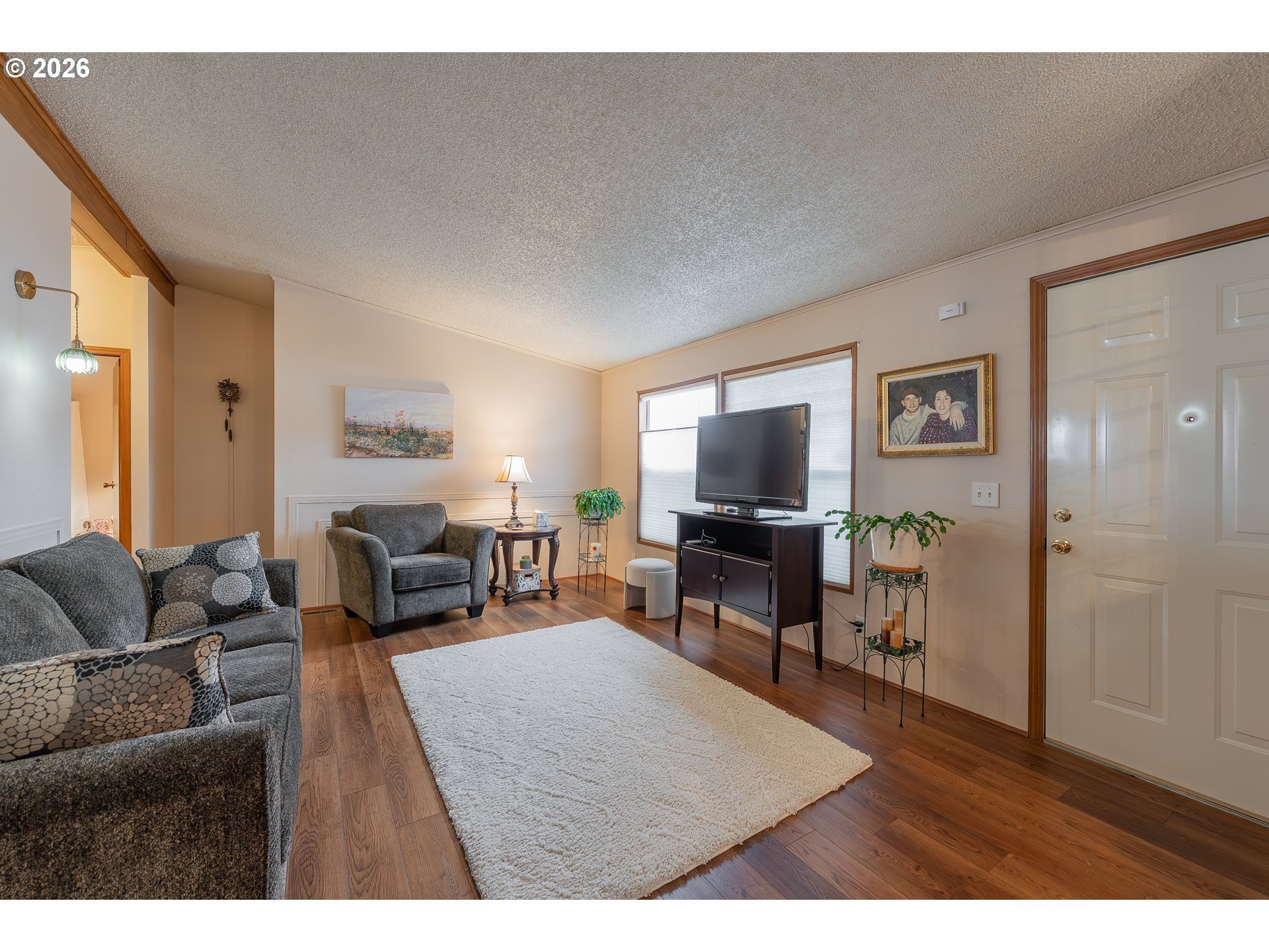 623 Shadow Ranch Lane Roseburg, OR 97470 - Photo 7 of 31 Family Room