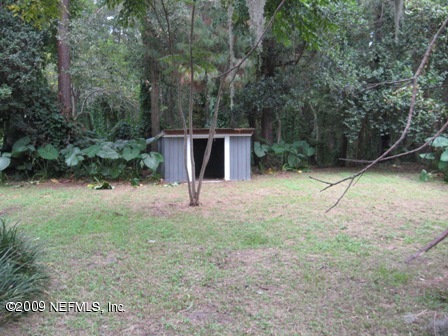 2131 E Road Jacksonville, FL 32216 - Photo 2 of 5 yard