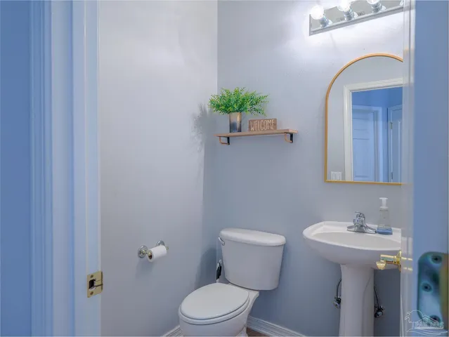 $369,999 | 4986 Vizcaya Drive, Pensacola, FL 32507