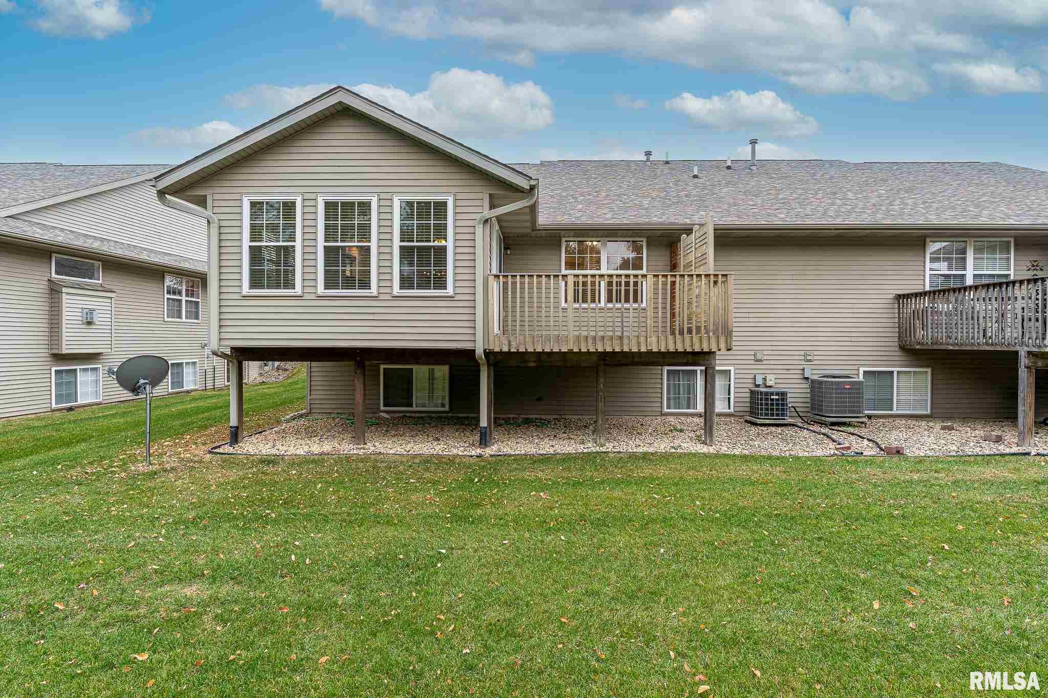 5391 Red Fox Road Bettendorf, IA 52722 - Photo 3 of 17