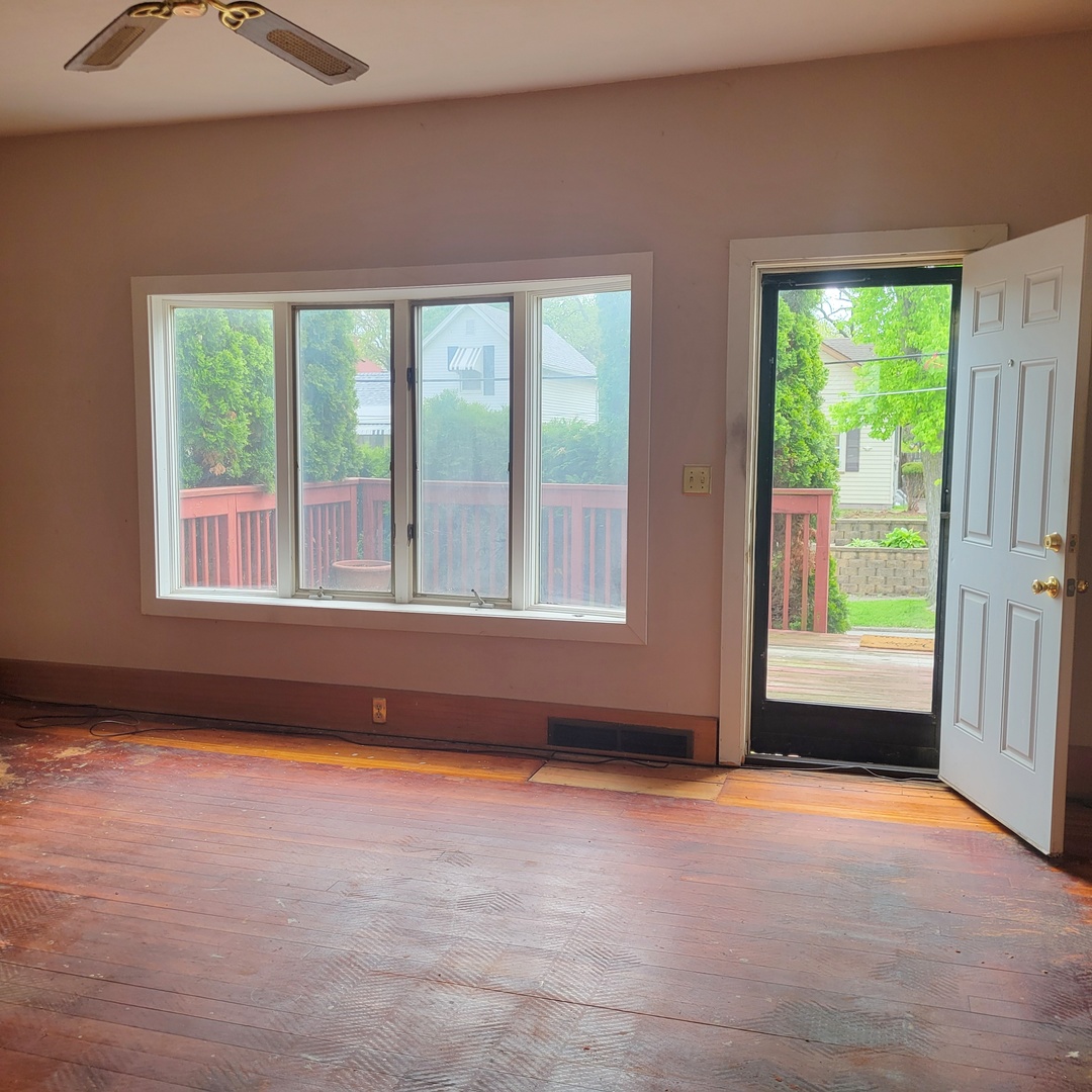 1415 18th Street Moline, IL 61265 - Photo 6 of 20
