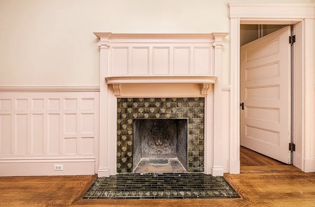 161 Walnut Street, Unit 1 Newton, MA 02460 - Photo 6 of 33