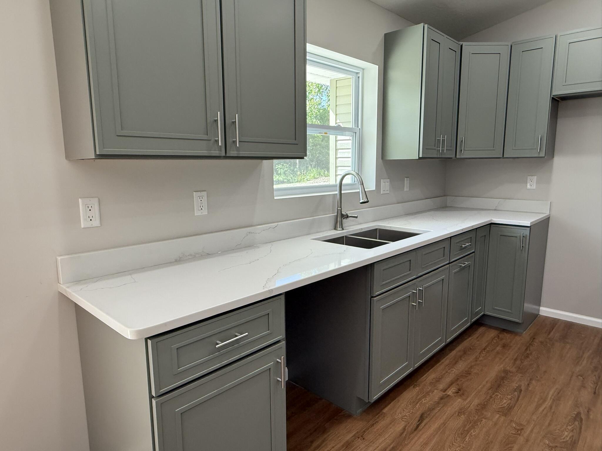 4745 Keith Road Hillsdale, MI 49242 - Photo 7 of 34 4745 Keith (15)