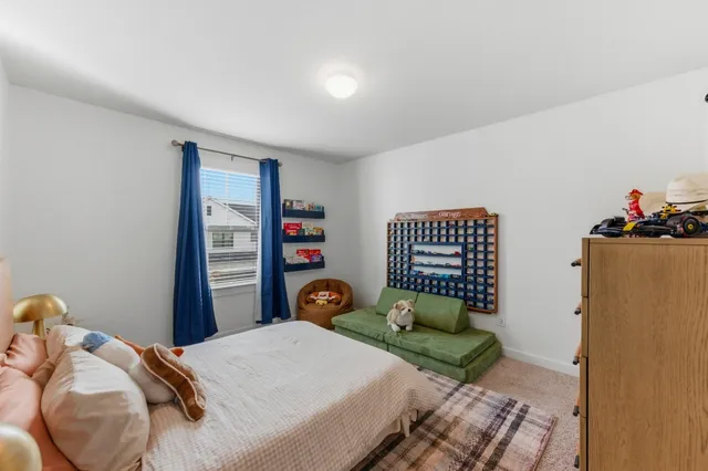 $2,200 | 159 Threshing Road, Unit A, Buda, TX 78610