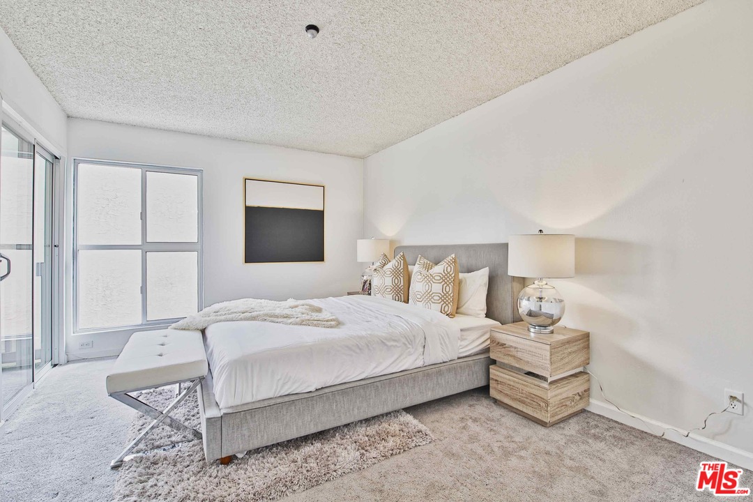 5301 Raintree Circle Culver City, CA 90230 - Photo 13 of 26