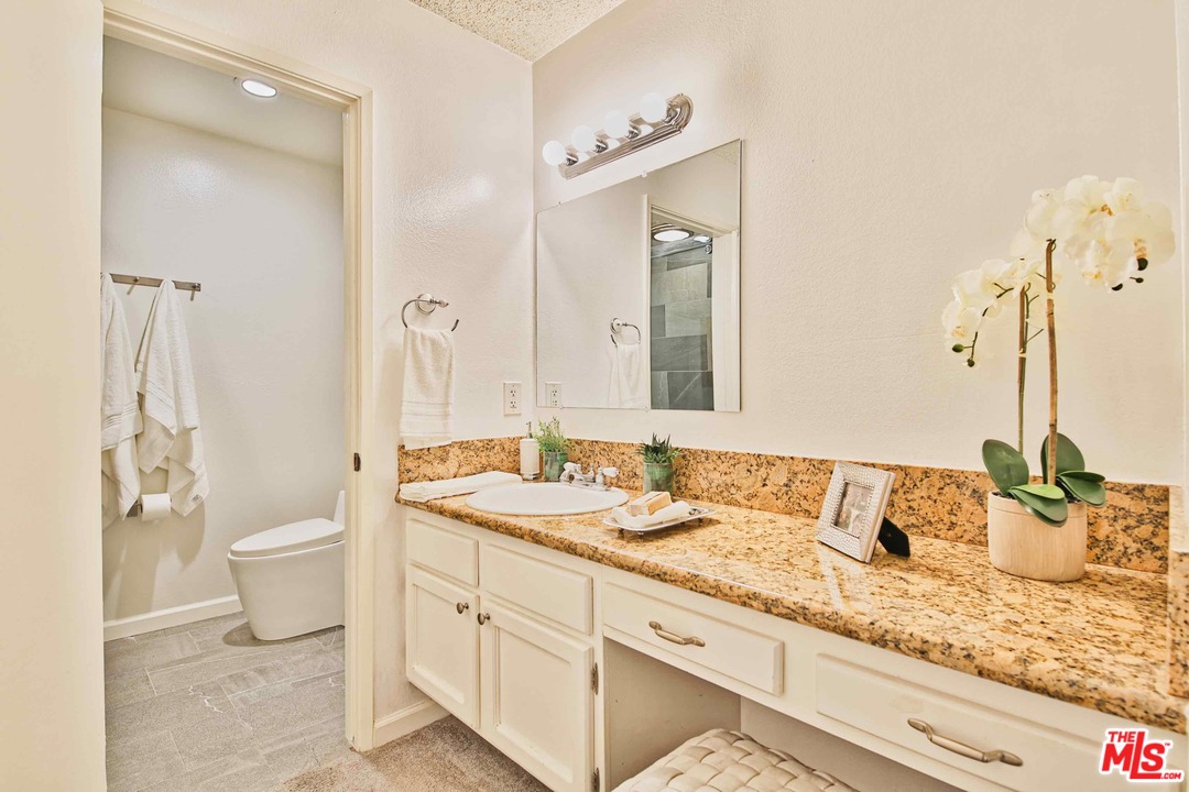 5301 Raintree Circle Culver City, CA 90230 - Photo 17 of 26