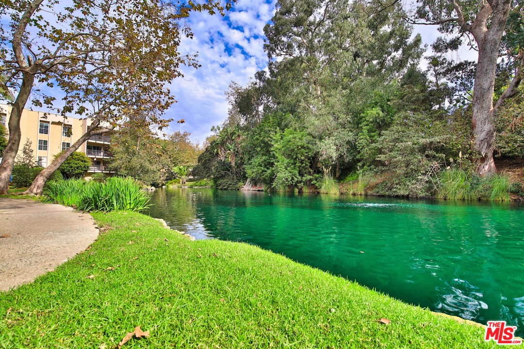 5301 Raintree Circle Culver City, CA 90230 - Photo 26 of 26