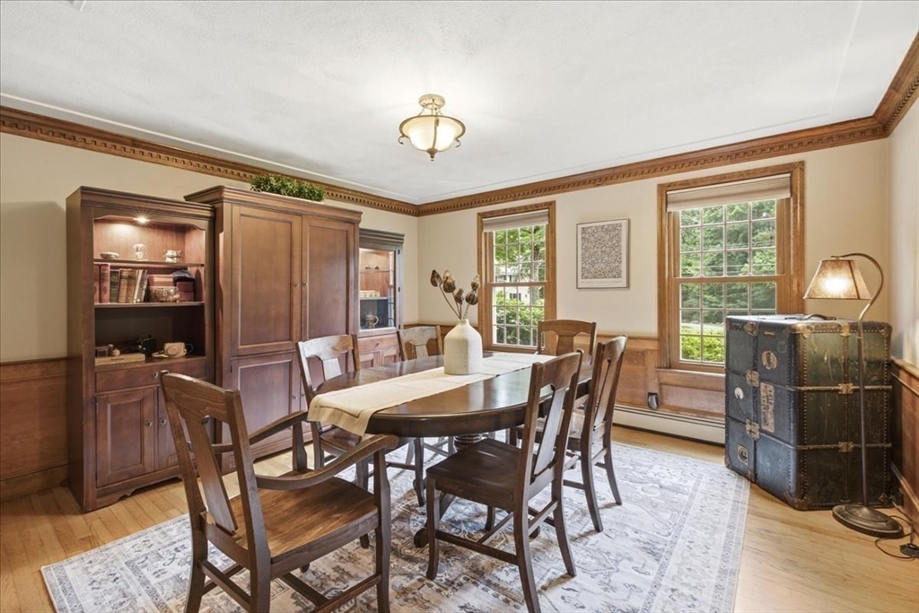36 Wagon Road Walpole, MA 02081 - Photo 6 of 42