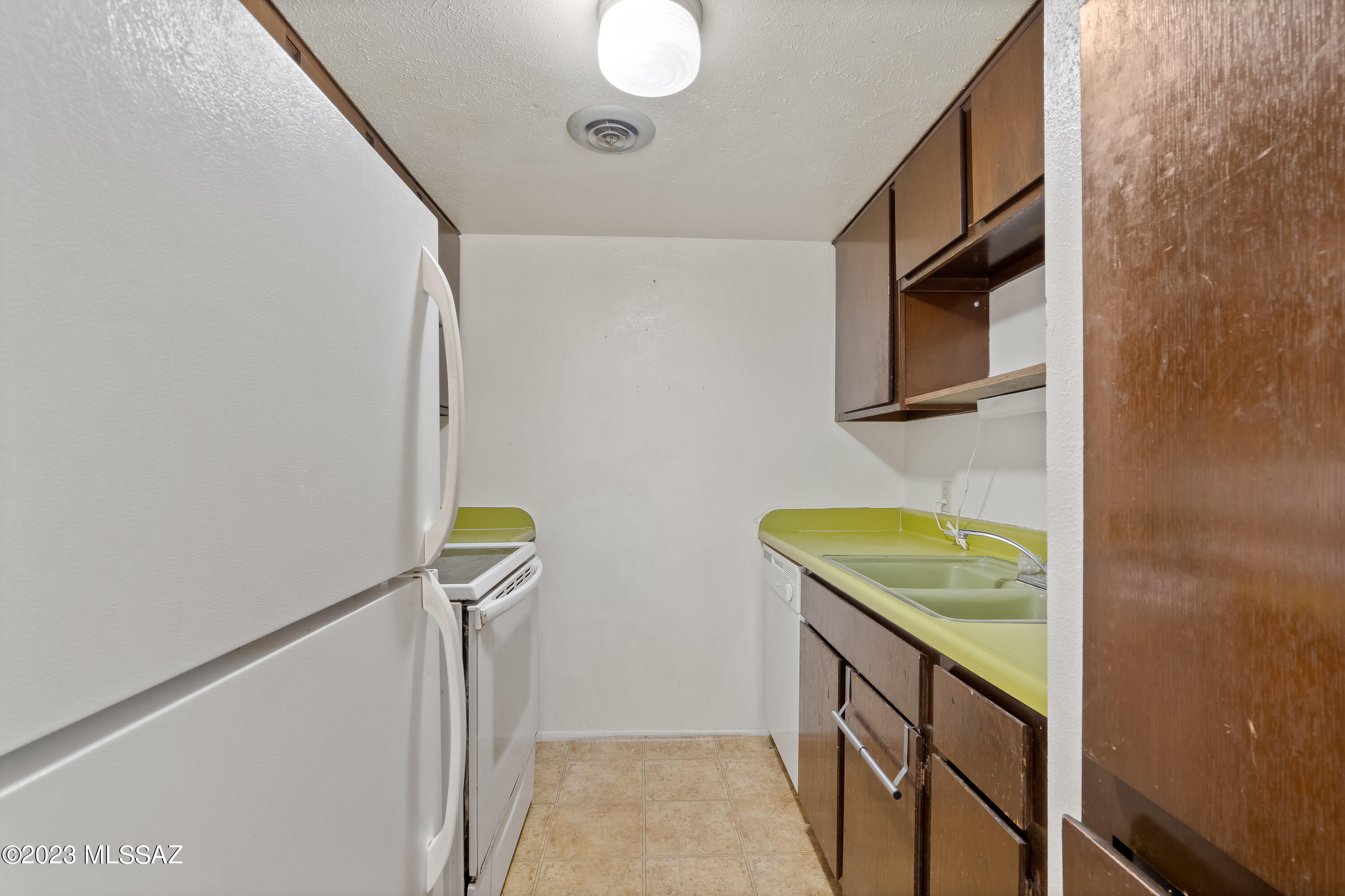 1620 North Wilmot Road, Unit F217 Tucson, AZ 85712 - Photo 12 of 24