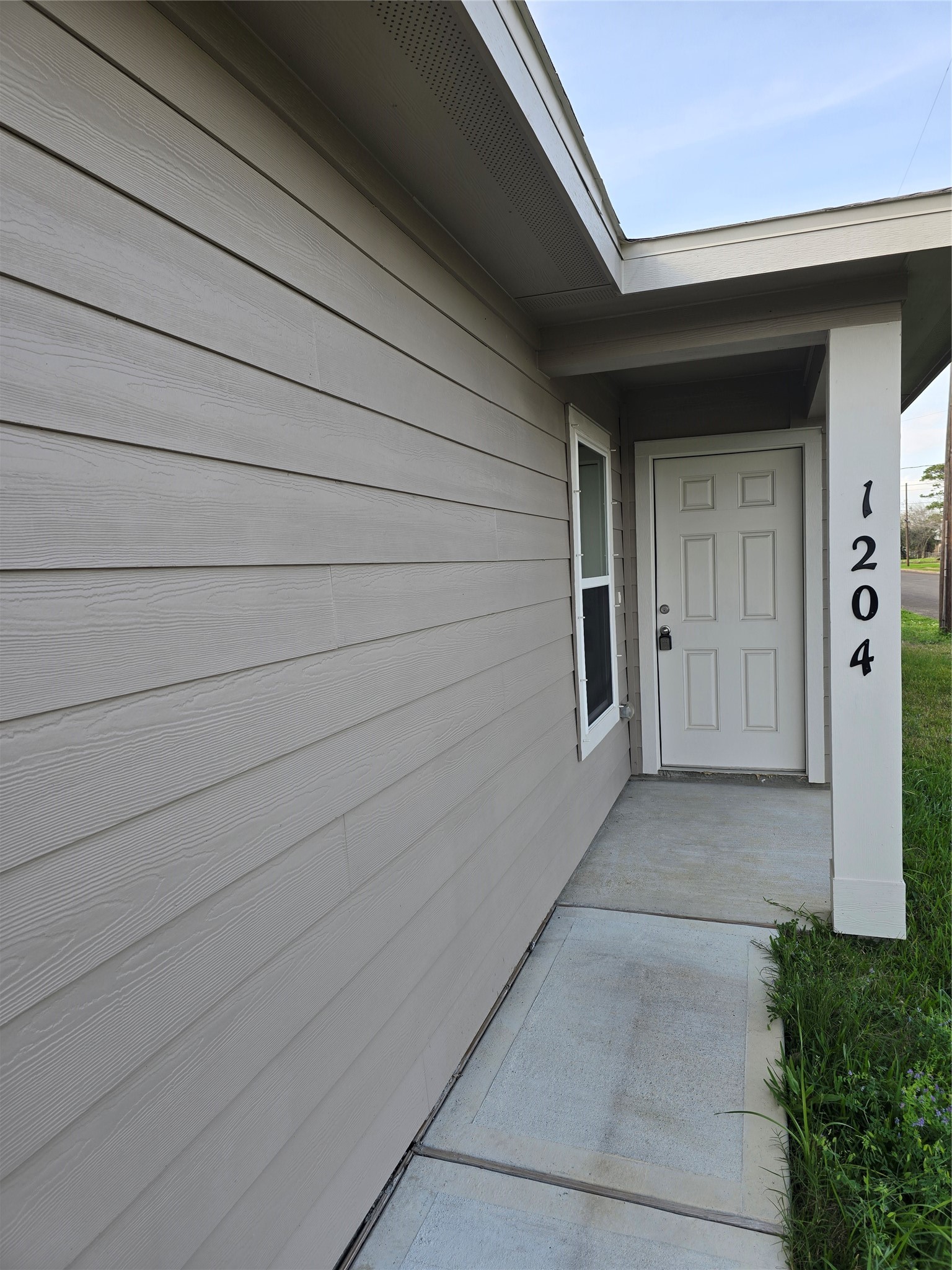 1204 Daniel Street Baytown, TX 77520 - Photo 2 of 13