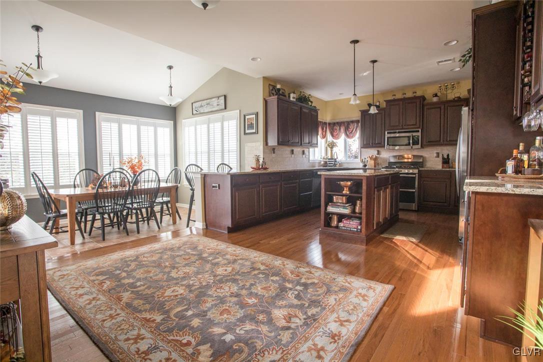 2707 Monacacy Road Nazareth, PA 18064 - Photo 8 of 46 Gallery Image 8