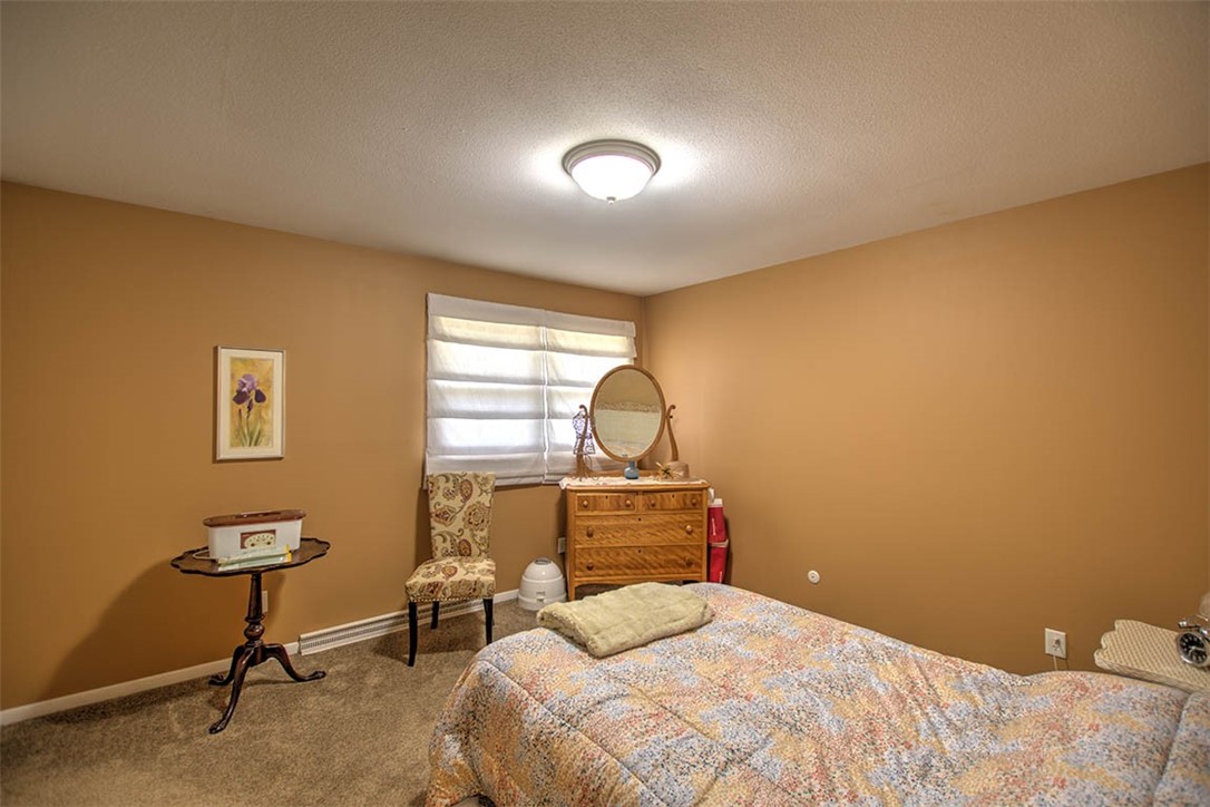 2244 Western Drive Decatur, IL 62521 - Photo 20 of 39