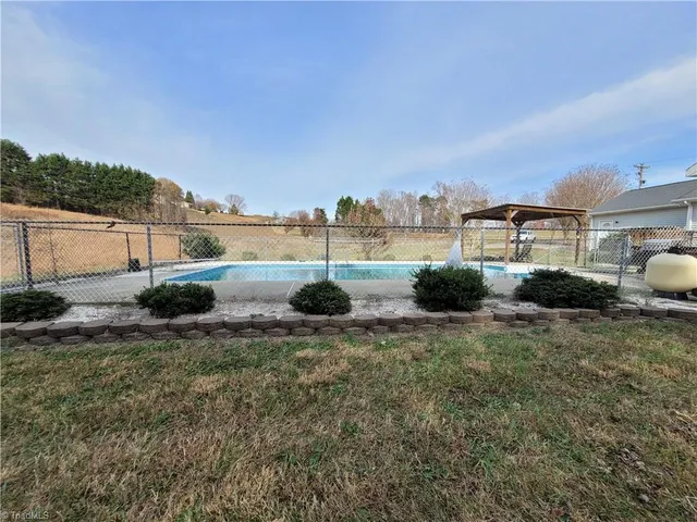 $380,000 | 1351 McKinney Road, Mount Airy, NC 27030