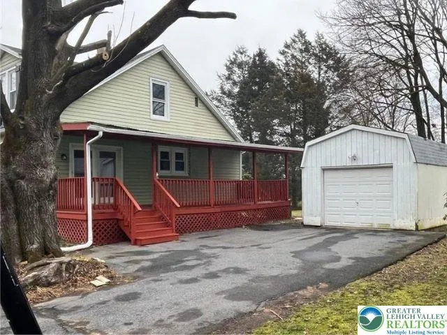 a view of backyard of house