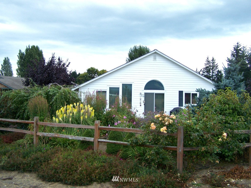 211 Ruby Road Port Angeles, WA 98362 - Photo 2 of 13 Gallery Image 2