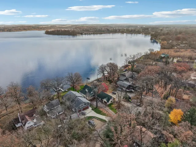 $1,367,000 | N4296 Alpine Village Lane, Cambridge, WI 53523