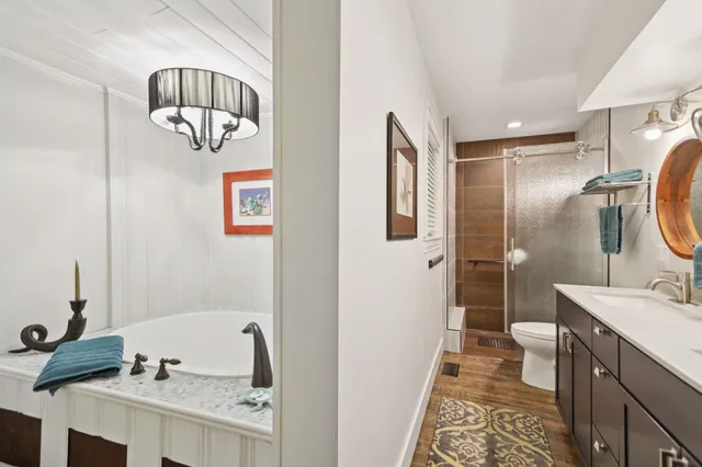 $1,367,000 | N4296 Alpine Village Lane, Cambridge, WI 53523