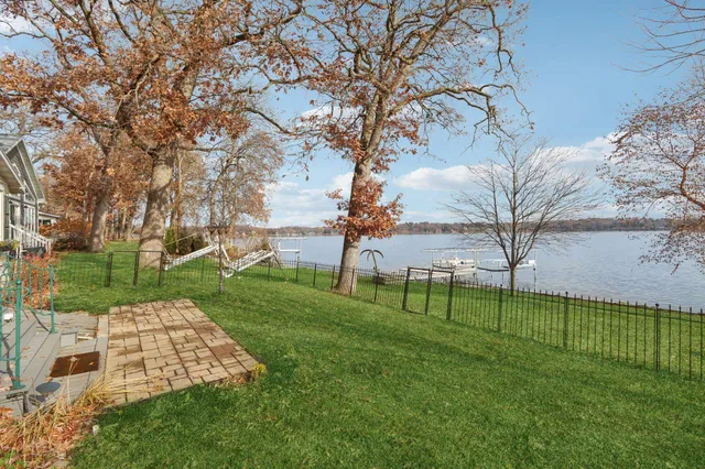 $1,367,000 | N4296 Alpine Village Lane, Cambridge, WI 53523