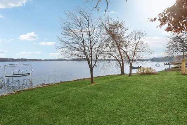 $1,367,000 | N4296 Alpine Village Lane, Cambridge, WI 53523