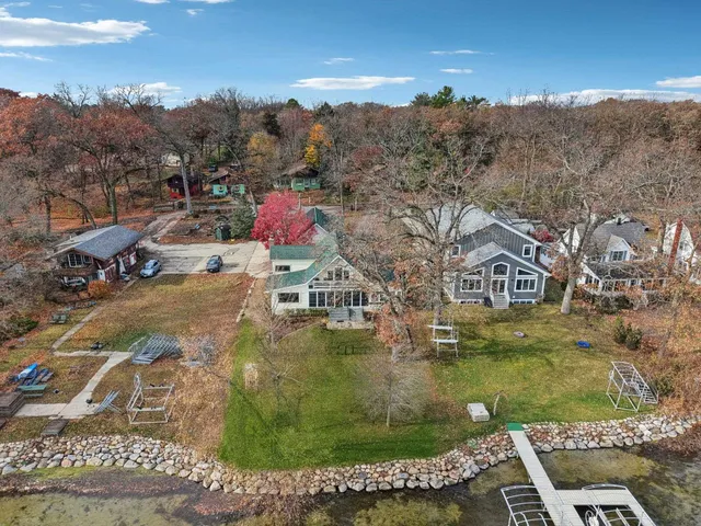 $1,367,000 | N4296 Alpine Village Lane, Cambridge, WI 53523