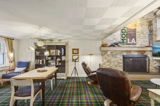 $1,367,000 | N4296 Alpine Village Lane, Cambridge, WI 53523