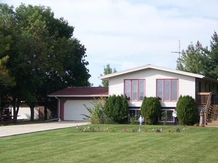 21224 West 7 Mile Road Caledonia, WI 53126 - Photo 1 of 1 Front