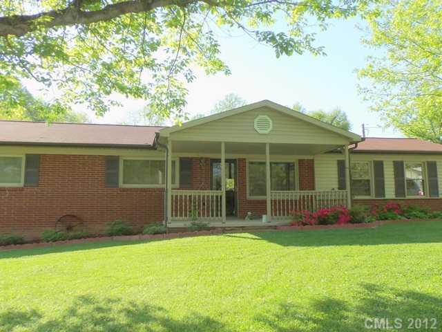 2217 Brookwood Road Lincolnton, NC 28092 - Photo 2 of 16 Gallery Image 2