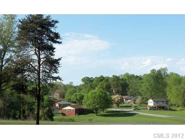 2217 Brookwood Road Lincolnton, NC 28092 - Photo 3 of 16 Gallery Image 3